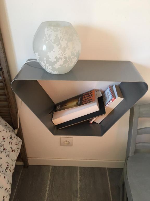 Table de chevet acier sur mesure